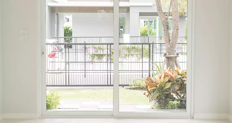 Balcony Screen Door Repair in Hercules, CA