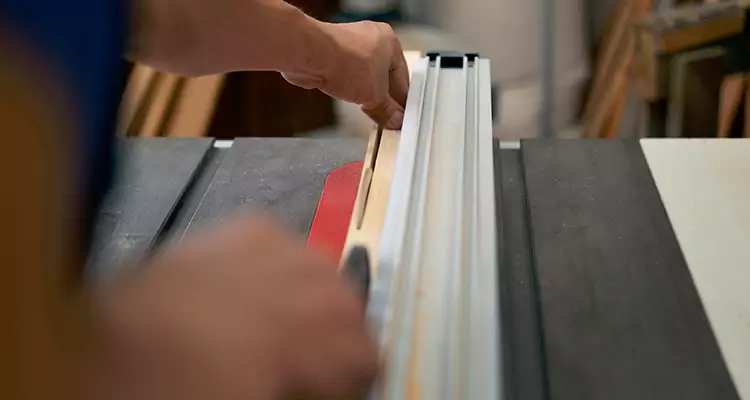 Bifold Door Seal Repair in Hercules, CA