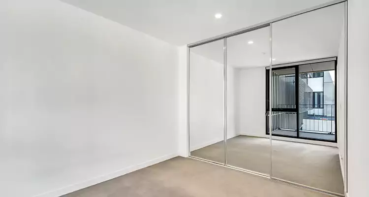 Why Homeowners Choose Us for Sliding Mirror Door Replacement in Hercules, CA