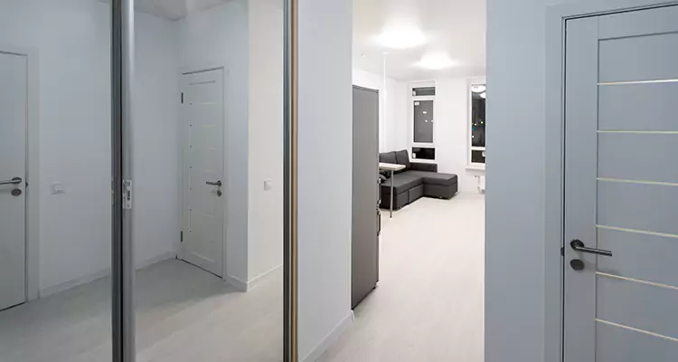 Modern Mirrored Closet Doors Repair in Hercules, CA
